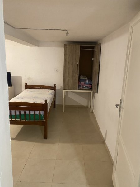 Tirane, jepet me qera shtepi 1+1 Kati 1, 50 m² 230 € (Gramoz Pashku)