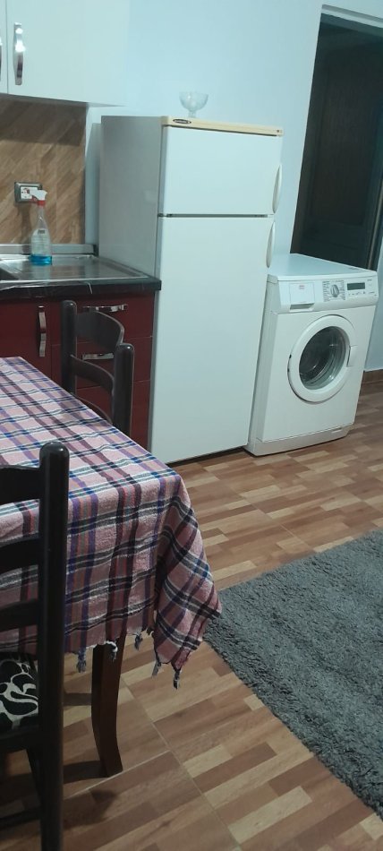 Tirane, jepet me qera garsonier Kati 1, 20 m² 200 € (Jordan Misja)