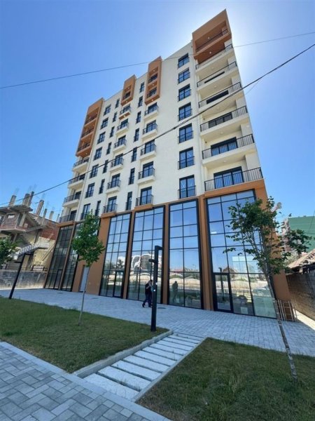 Shqiperi, shitet apartament 2+1 Kati 6, 108 m² 141.700 € (Unaza e Re)