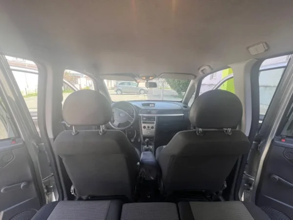 Shkoder, shes makine Opel Meriva Nafte, gri metalizato manuale Kondicioner 300.000 km 1.700 €