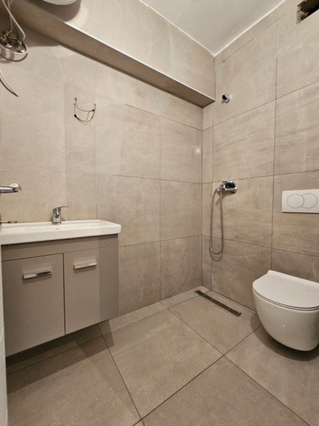 Tirane, shes apartament 1+1 Kati 5, 44 m² 106.000 € (Mozaiku te 21 Dhjetori)