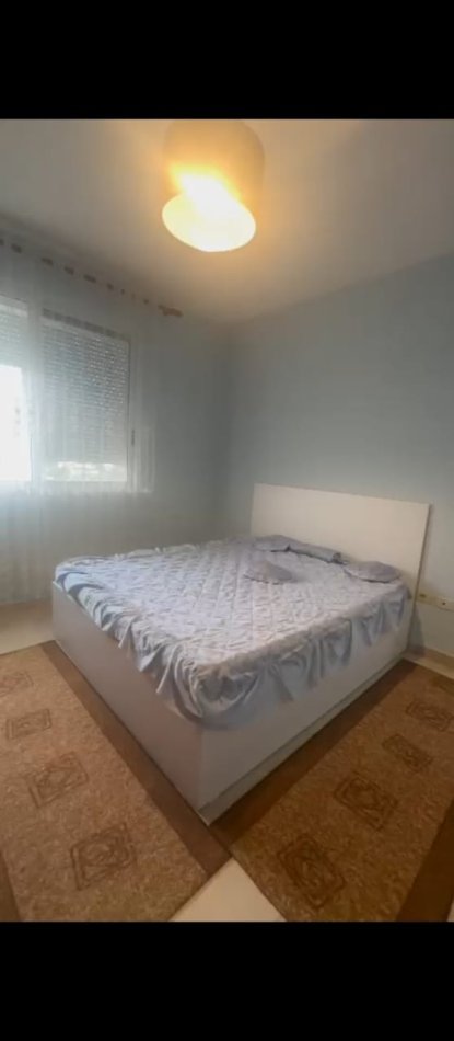 Tirane, jepet me qera apartament 1+1+Ballkon Kati 7, 70 m² 400 € (Rruga Loni Ligori ,Astir)