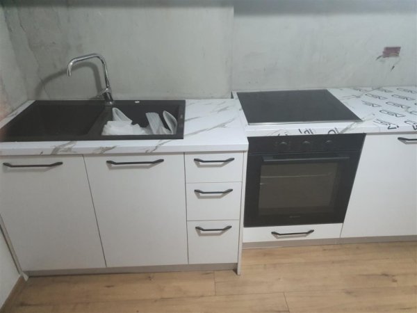 Tirane, jepet me qera apartament 1+1+Aneks Kati 2, 65 m² 750 € (Sheshi Wilson , Gjimnazi Petro Nini Luarasi)
