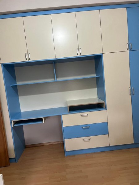 Tirane, jepet me qera apartament 2+1+Aneks+Ballkon Kati 1, 102 m² 600 € (Liqeni I Thate)