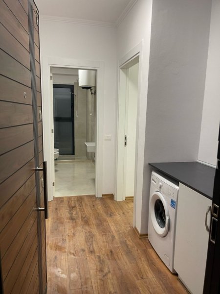Tirane, jepet me qera apartament 1+1 Kati 3, (Rruga Jordan Misja)