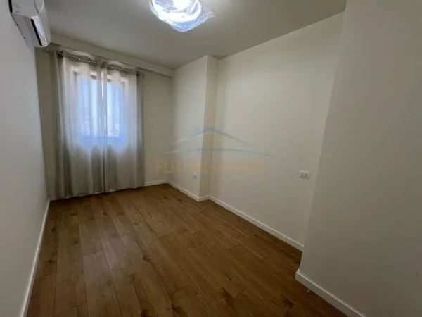 Tirane, jepet me qera apartament 2+1+Ballkon Kati 6, 80 m² 1.000 € (MINE PEZA DONIKA CENTER)