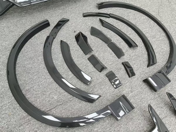 Tirane, shes SHITEN PJES CARBON ORIGJINAL AUDI RSQ8 BODYKIT ABT MANSORY ETJ PER CDO LLOJ AUDI RS OSE S LINE