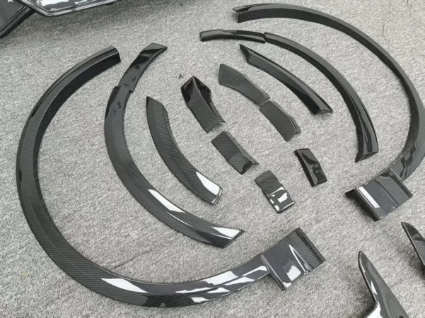 Tirane, shes SHITEN PJES CARBON ORIGJINAL AUDI RSQ8 BODYKIT ABT MANSORY ETJ PER CDO LLOJ AUDI RS OSE S LINE