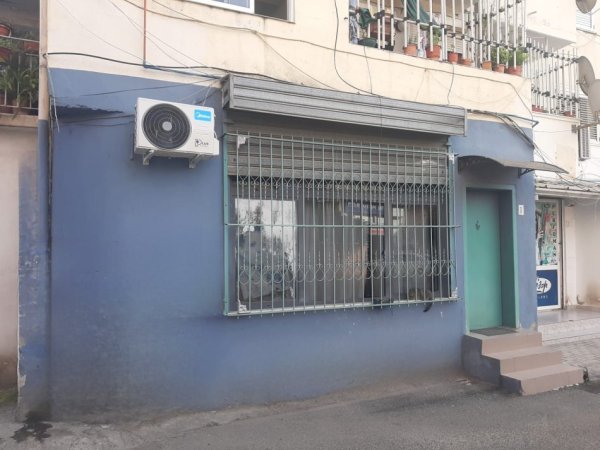 Tirane, jap me qera garsonier Kati 0, 350 € (Donbosko)