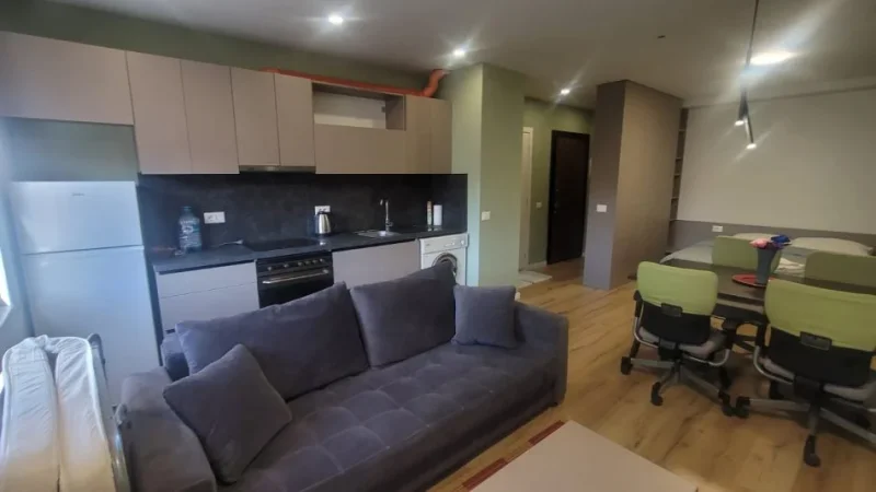Studio-apartament me qera ditore 3500 leke/dite - Jordan Misja