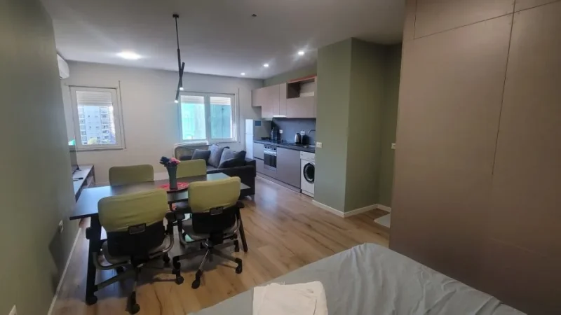 Studio-apartament me qera ditore 3500 leke/dite - Jordan Misja