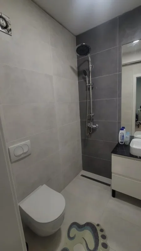 Studio-apartament me qera ditore 3500 leke/dite - Jordan Misja