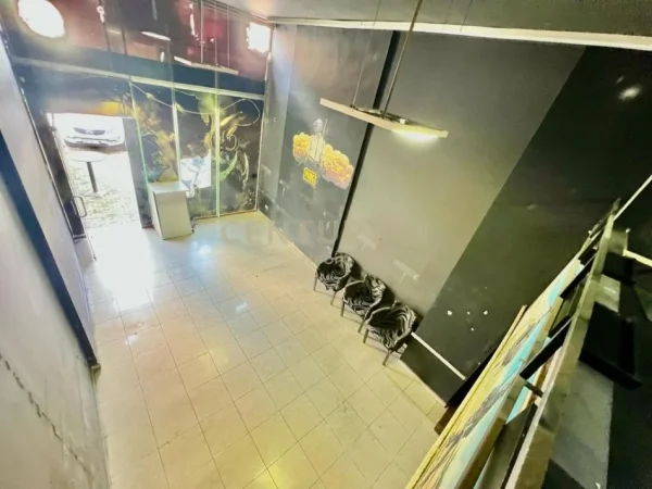 Tirane, shes ambjent biznesi Kati 0, 65 m² 149.000 € (Globe, Rruga e Kavajës)