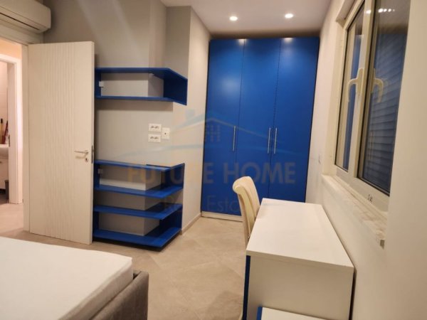 Tirane, jepet me qera apartament 2+1+Ballkon Kati 8, 108 m² 800 € (Rruga Panorames)