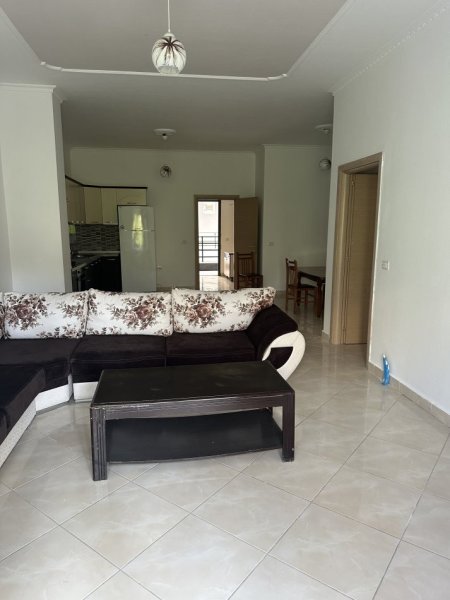 Shqiperi, jepet me qera apartament 2+1 Kati 2, 121 m² 460 € (Irfan Tershana siper ruges per nga depo e ujit)