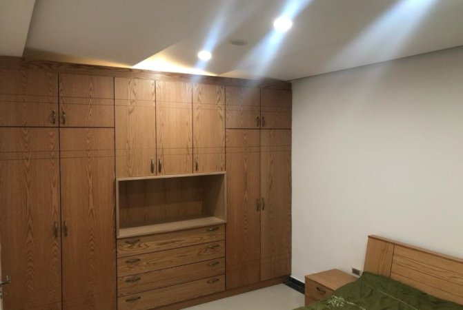 Tirane, jepet me qera apartament 2+1+Ballkon Kati 2, 65 m² 500 € (Rruga Bardhyl)