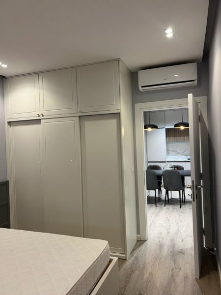 Tirane, jepet me qera apartament 2+1+Ballkon Kati 2, 106 m² 800 € (Don Bosko, Kompleksi Besa)