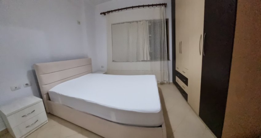 Tirane, jepet me qera apartament 1+1 Kati 3, 60 m² 37,000 Leke (Rruga Loni Ligori)