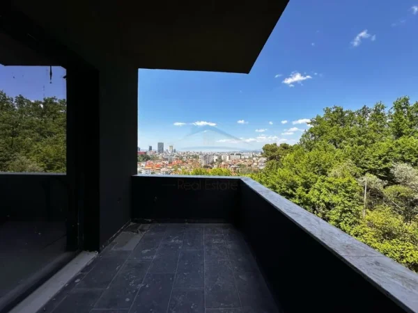 Tirane, shitet apartament 2+1+Aneks+Ballkon Kati 5, 130 m² 221.000 € (rruga elbasanit)