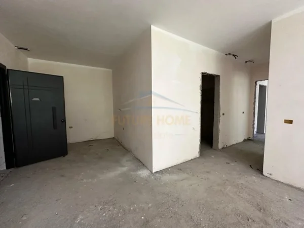 Tirane, shitet apartament 2+1+Aneks+Ballkon Kati 5, 130 m² 221.000 € (rruga elbasanit)