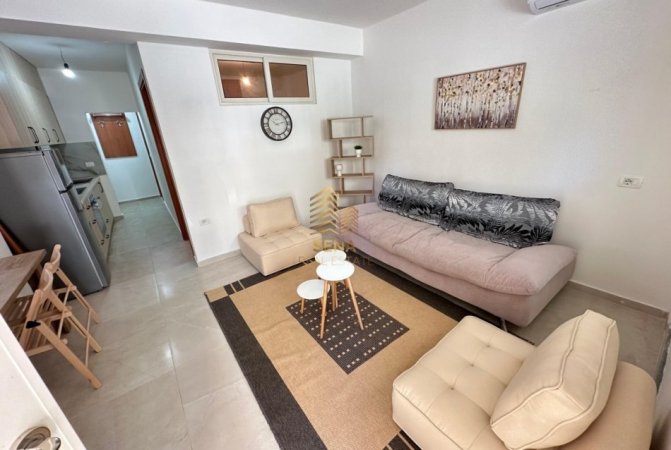 Tirane, jepet me qera apartament 1+1 Kati 1, 60 m² 350 € (Rruga Muhamet Deliu)