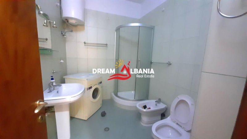 Tirane, jepet me qera apartament 1+1 Kati 3, 89 m² 500 € 