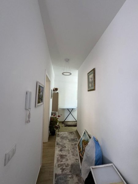 Tirane, shitet apartament 1+1+Ballkon Kati 5, 76 m² 140.000 € (Don Bosko, Pas Vizion Plus)