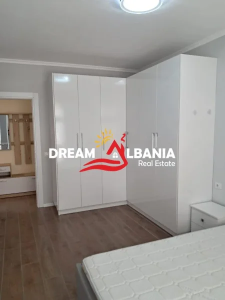 Tirane, shitet apartament 2+1 , 84 m² 108.000 € 