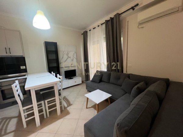Tirane, jap me qera apartament 2+1 , 60 m² 500 € (Kodra e Diellit)