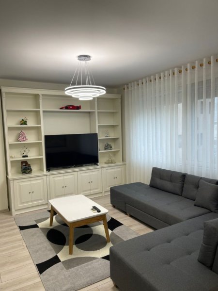 Tirane, jepet me qera apartament 1+1+Aneks Kati 8, 70 m² 900 € (Rruga e Kosovareve)