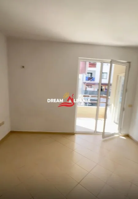 Tirane, jepet me qera apartament 2+1 , 100 m² 400 € 