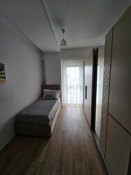 Tirane, jepet me qera apartament 2+1+Aneks+Ballkon Kati 4, 100 m² 600 € (rruga siri kodra)