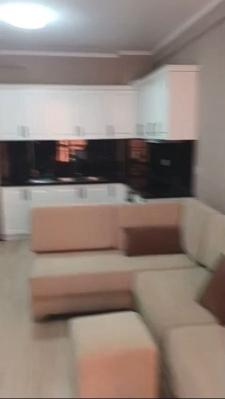 Tirane, jepet me qera apartament 1+1 Kati 3, 70 m² 500 € (Astir , Prane Green City)