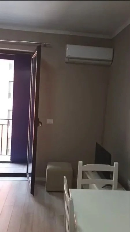 Tirane, jepet me qera apartament 1+1 Kati 3, 70 m² 450 € (Astir , Prane Green City)