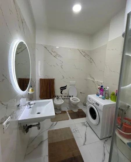 Tirane, jepet me qera apartament 1+1+Ballkon Kati 1, 100 m² 650 € (LIQENI I THATE)