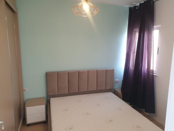 Tirane, jepet me qera apartament 1+1+Ballkon Kati 11, 70 m² 470 € (Fusha e Aviacionit)