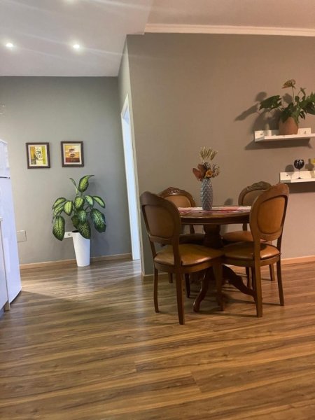 Tirane, jap me qera apartament 1+1 Kati 10, 650 € (rr. Tish Daija)