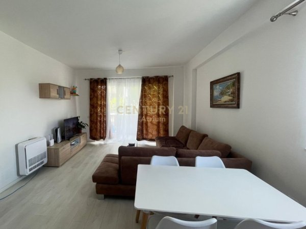 Tirane, jepet me qera apartament 2+1 Kati 2, 87 m² 600 € (Kompleksi FZ, Liqeni i Thate)