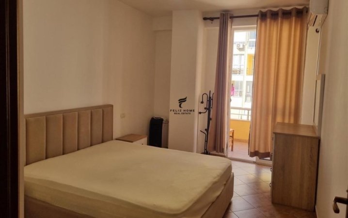 Tirane, jepet me qera apartament 2+1+Ballkon Kati 5, 100 m² 460 € (ASTIR)
