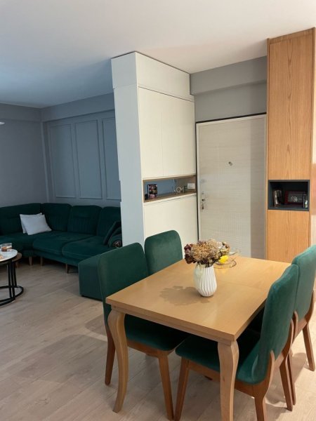 Tirane, shitet apartament 2+1+Ballkon Kati 2, 88 m² 188.000 € (Selita Vjeter)