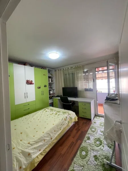 Tirane, shitet apartament 3+1+Ballkon Kati 4, 123 m² 219.000 € (kavajes)
