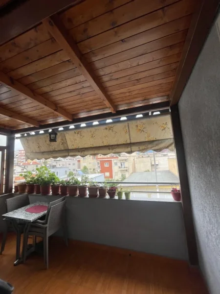 Tirane, shitet apartament 3+1+Ballkon Kati 4, 123 m² 219.000 € (kavajes)