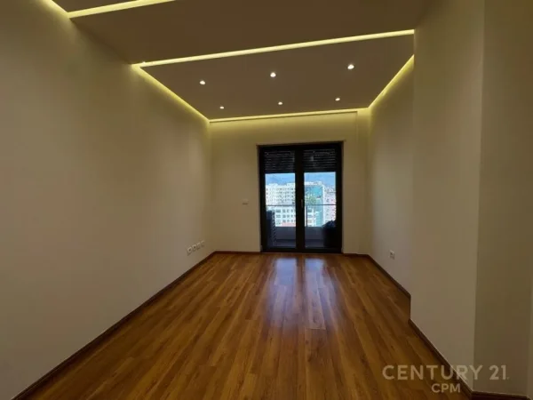 Tirane, shes apartament 3+1+2 , 147 m² 400.000 € (Zogu I Zi)