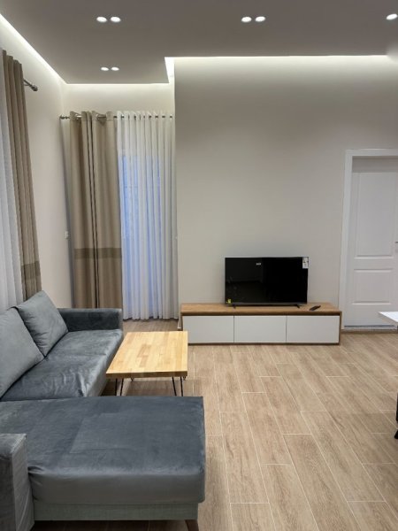 Tirane, jepet me qera apartament 1+1 Kati 4, 68 m² 500 € (Don bosko)