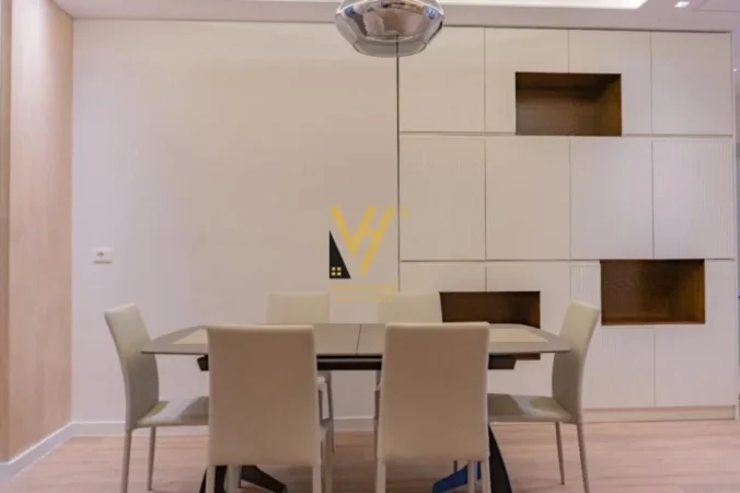 Tirane, jepet me qera apartament 2+1+Ballkon Kati 2, 126 m² 900 € (KODRA E DIELLIT 2)