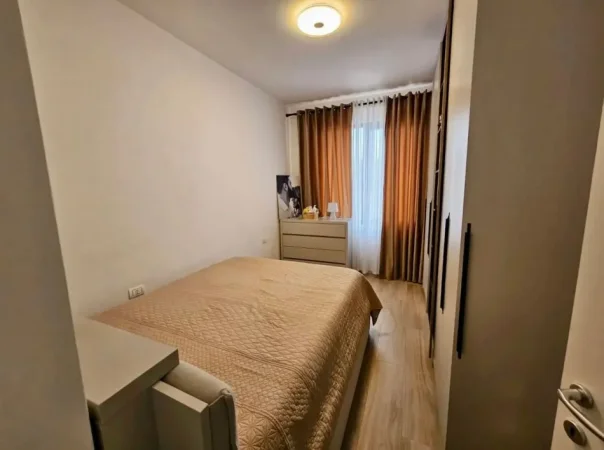 Tirane, jepet me qera apartament 1+1 Kati 8, 70 m² 550 € (Don bosko)
