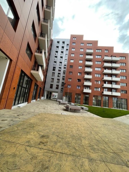 Tirane, shitet dyqan Kati 0, 168 m² 470.000 € (ASTIR)