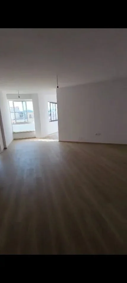 Tirane, shitet apartament 2+1 Kati 9, 100 m² 150.000 € (Astir)