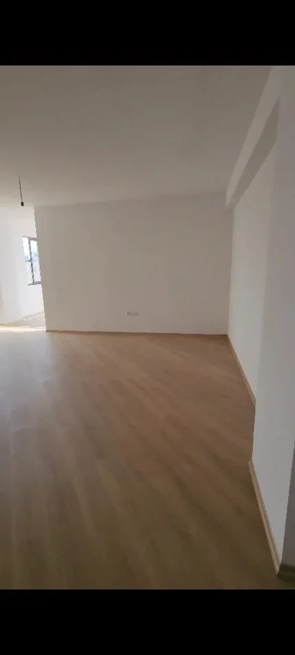 Tirane, shitet apartament 2+1 Kati 9, 100 m² 150.000 € (Astir)