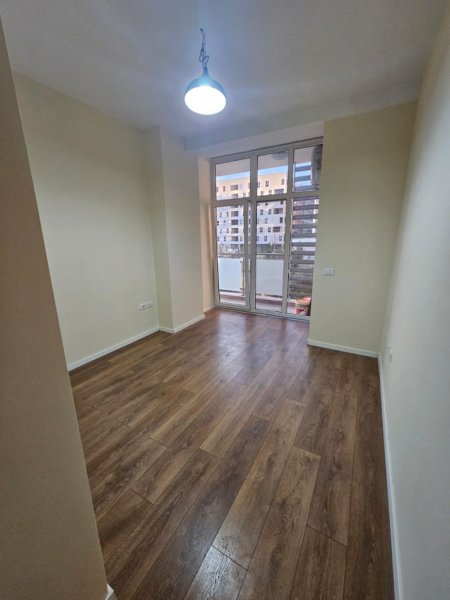 Tirane, jap me qera apartament 1+1 Kati 2, 166 m² 1.500 € 